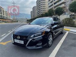 نيسان ألتيما